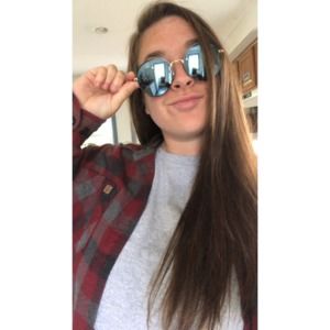 Meet your Posher, Alison